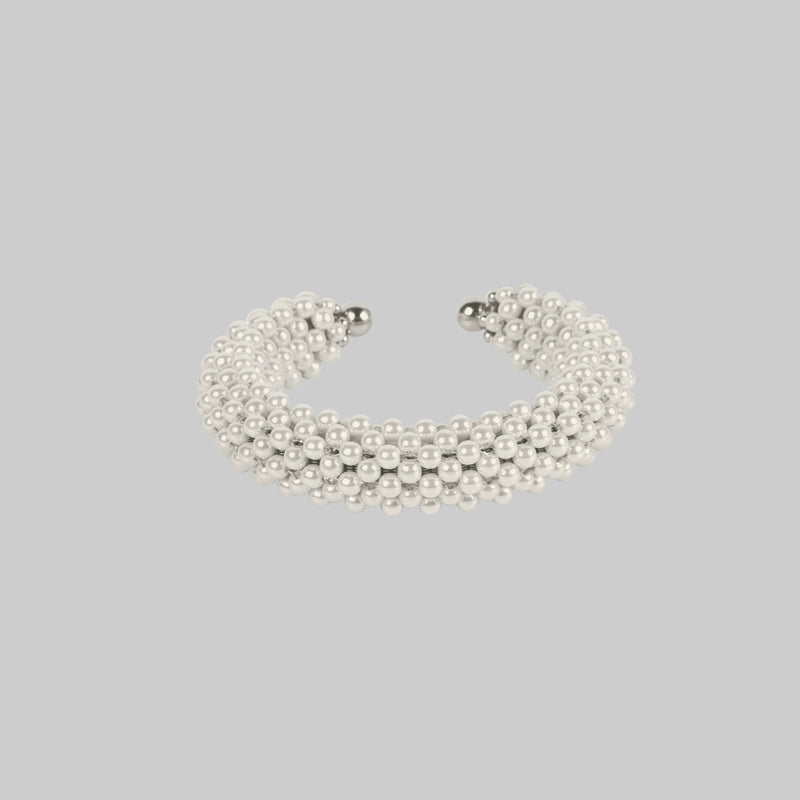 Artemisia 4D Supple Cuff in Pearl
