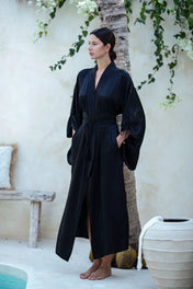 Mineko Long Silk Kimono - Black