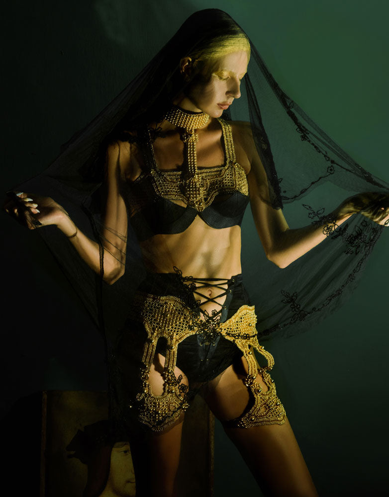 Khutulun Modular Garter Belt + 2 Khutulun Garter Bands in Gold